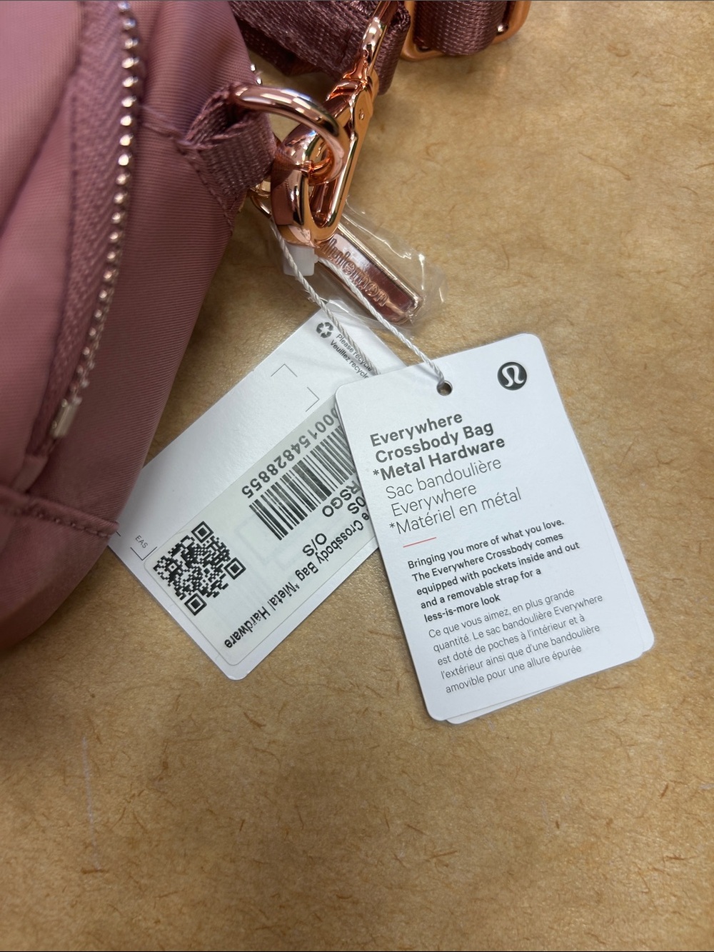 Lululemon Everywhere Crossbody Bag 2L - Picture 7 of 7